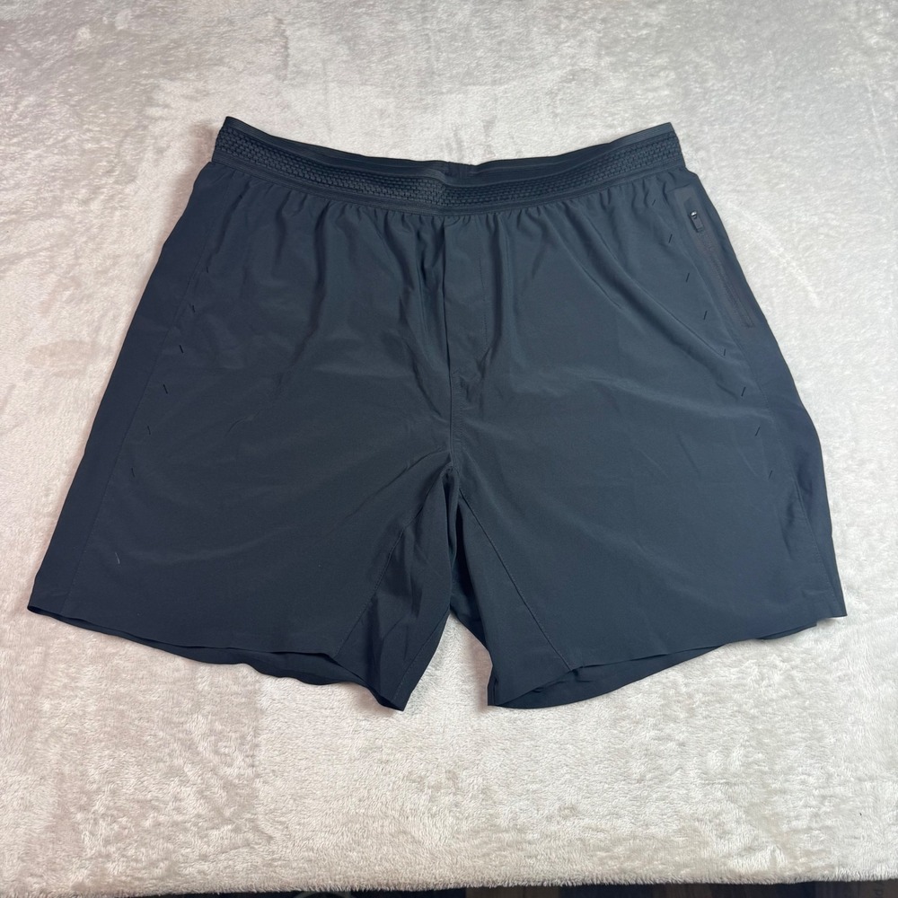 NWOT Ten Thousand Mens The Session 7" Short XL Black Unlined Athletic Training